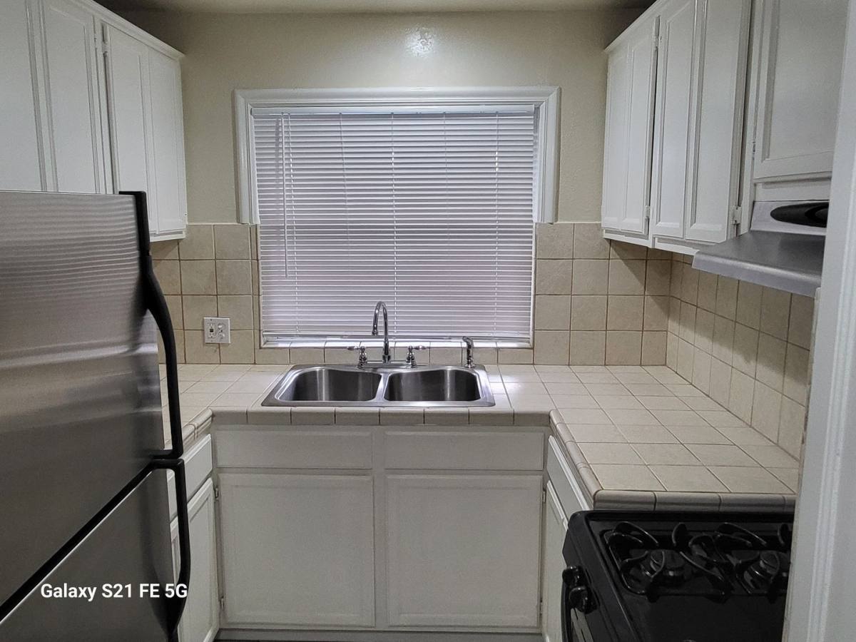 Apartment for rent at 2100 Cabrillo Ave, Torrance, CA 90501
