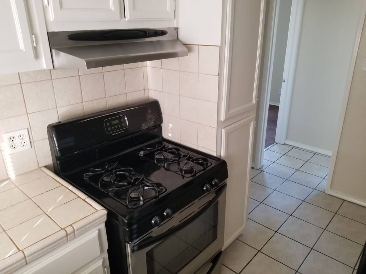 Apartment for rent at 2100 Cabrillo Ave, Torrance, CA 90501