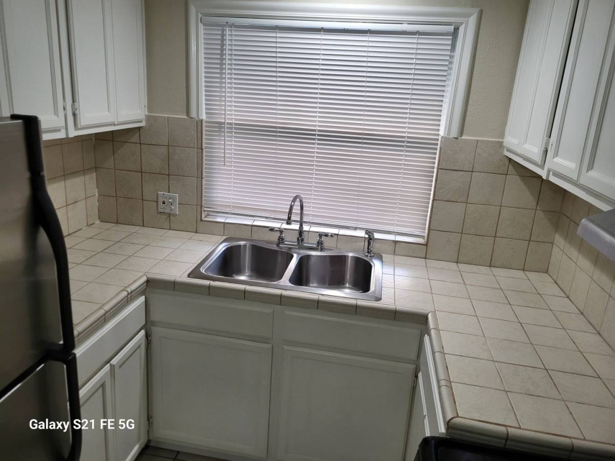 Apartment for rent at 2100 Cabrillo Ave, Torrance, CA 90501