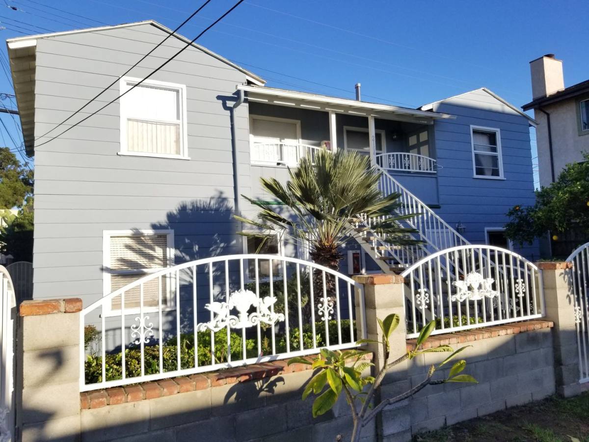 Apartment for rent at 2100 Cabrillo Ave, Torrance, CA 90501