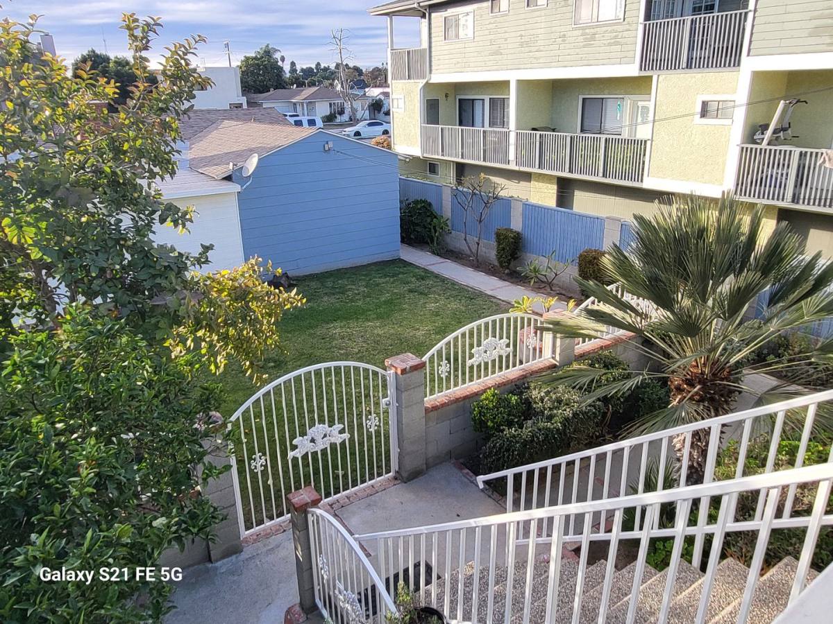 Apartment for rent at 2100 Cabrillo Ave, Torrance, CA 90501
