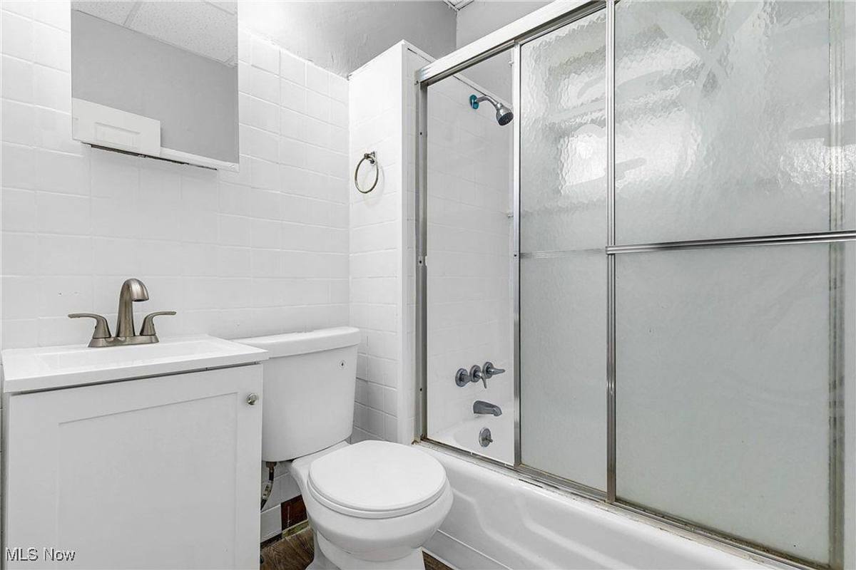 Apartment for rent at 11606 Ohlman Ave, Cleveland, OH 44108