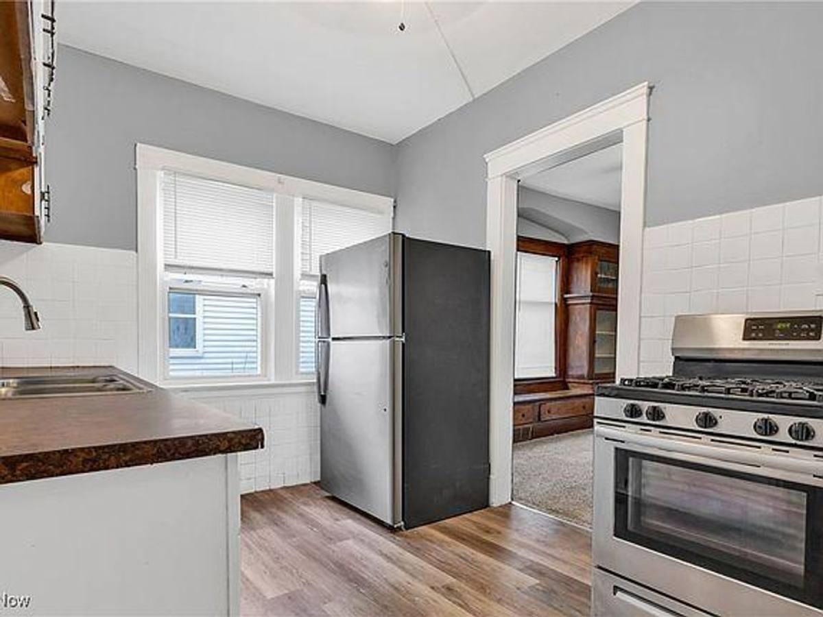 Apartment for rent at 11606 Ohlman Ave, Cleveland, OH 44108