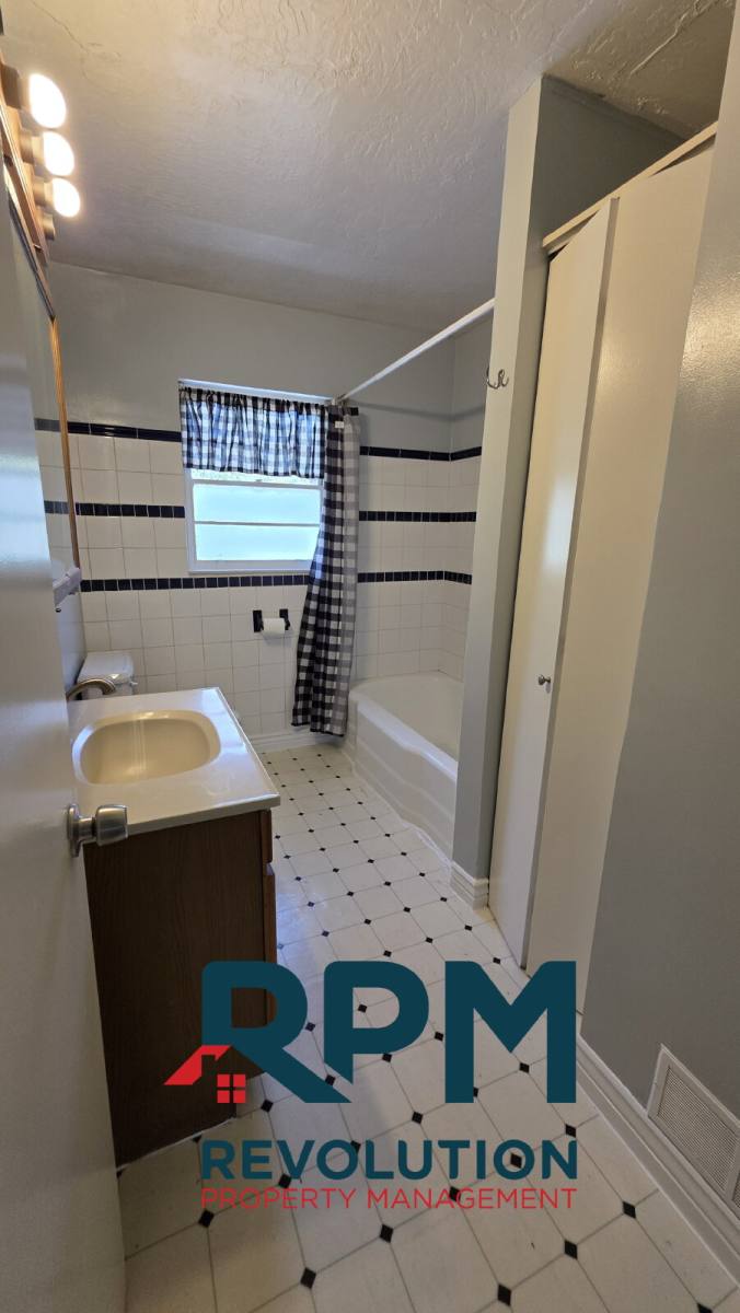 Townhouse for rent at 1066 36th St #UP, Ogden, UT 84403