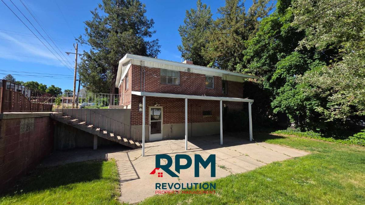 Townhouse for rent at 1066 36th St #UP, Ogden, UT 84403