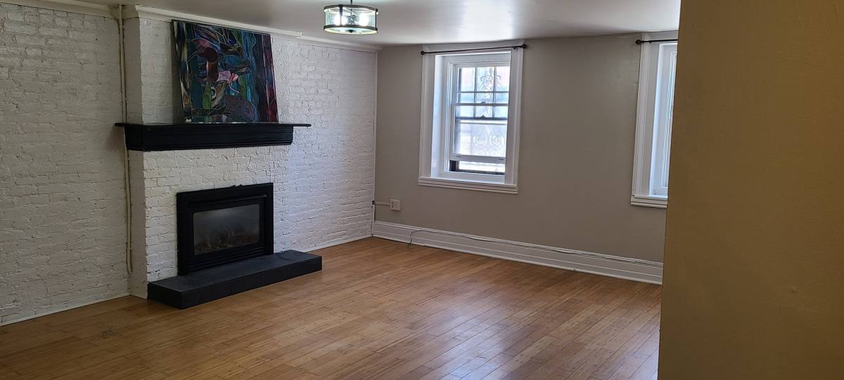 Apartment for rent at 285 Lark St #1, Albany, NY 12210