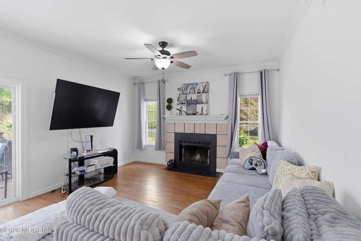 House for rent at 406 Burke Rd, Jackson, NJ 08527