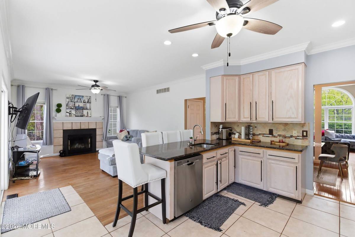 House for rent at 406 Burke Rd, Jackson, NJ 08527