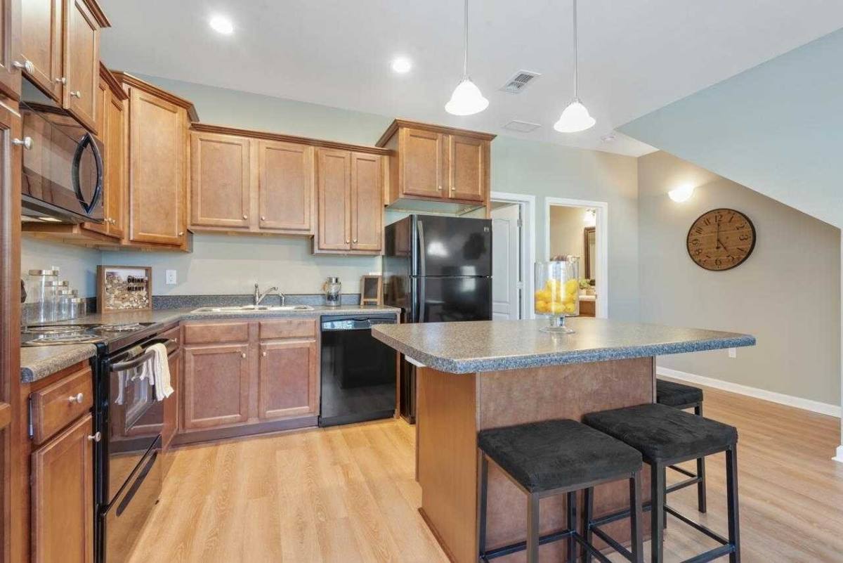 Condo for rent at 2214 Cedarbrook Court, Tallahassee, FL 32303