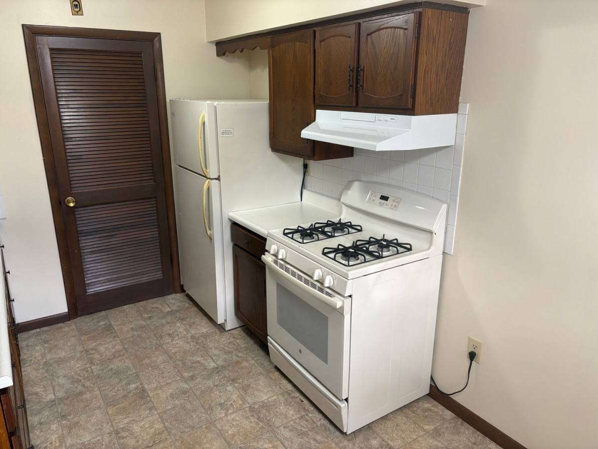 Apartment for rent at 1150 Louisiana Ave, Perrysburg, OH 43551