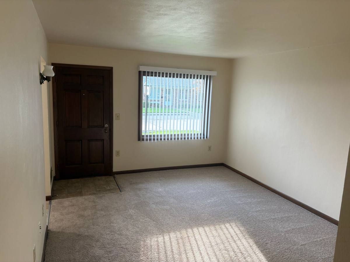 Apartment for rent at 1150 Louisiana Ave, Perrysburg, OH 43551