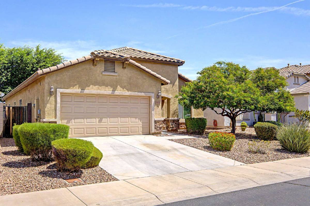 House for rent at 10772 W Yearling Rd, Peoria, AZ 85383
