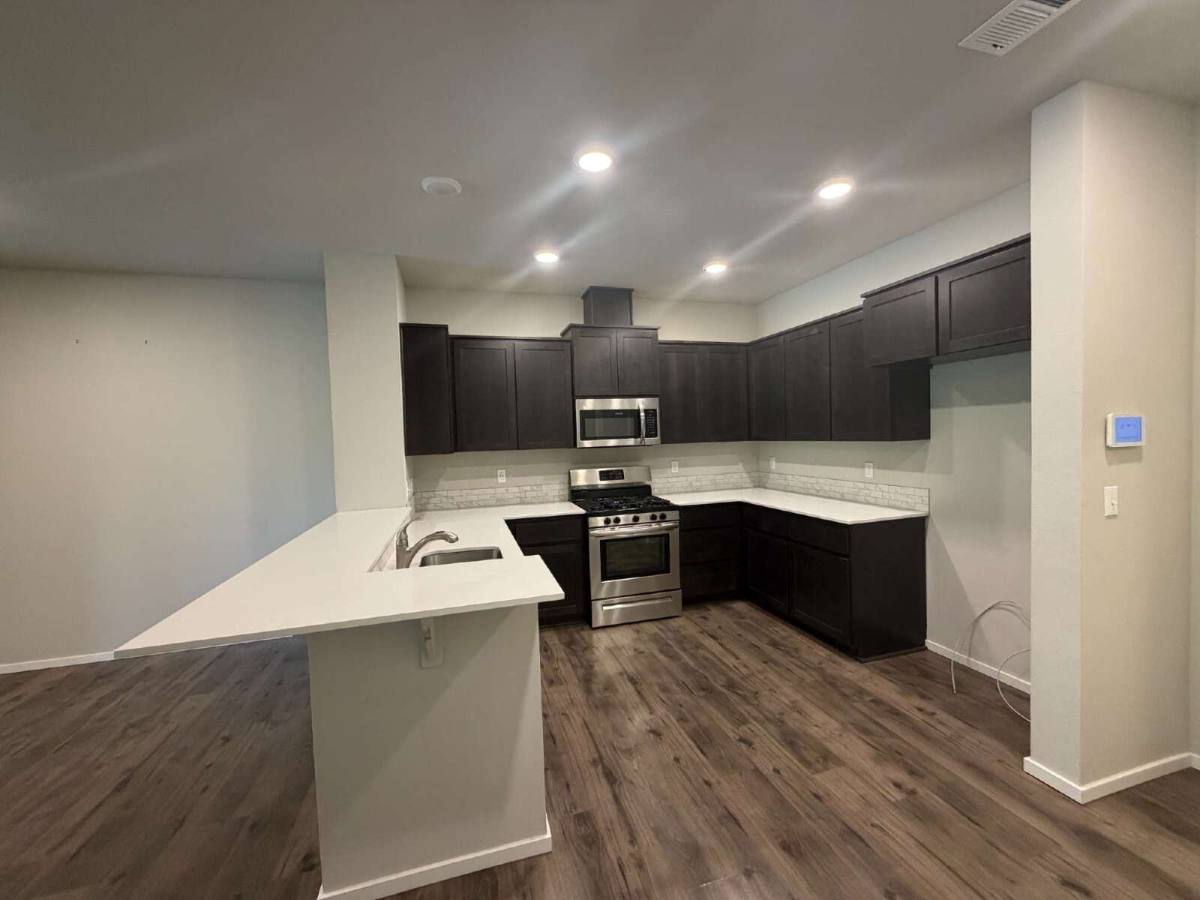 Townhouse for rent at 16173 NW Reliance Lane, Portland, OR 97229