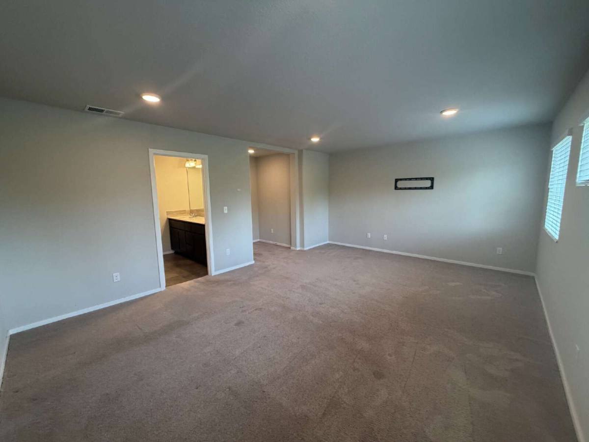 Townhouse for rent at 16173 NW Reliance Lane, Portland, OR 97229