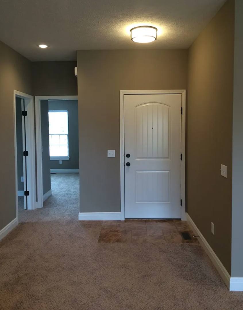 House for rent at 1935 N Pavilion Place, Strafford, MO 65757