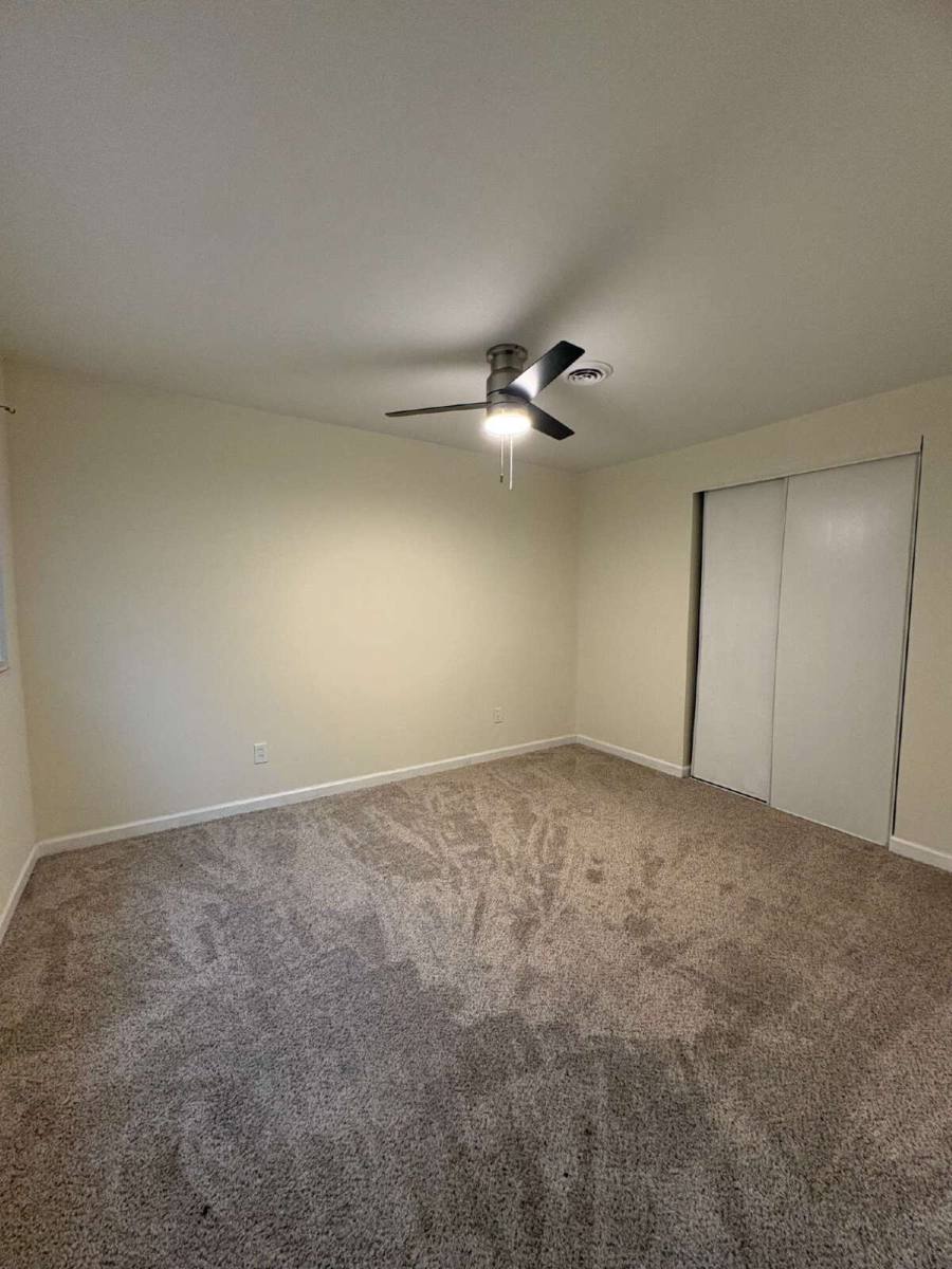 House for rent at 9814 Vickie Place, Saint Louis, MO 63136