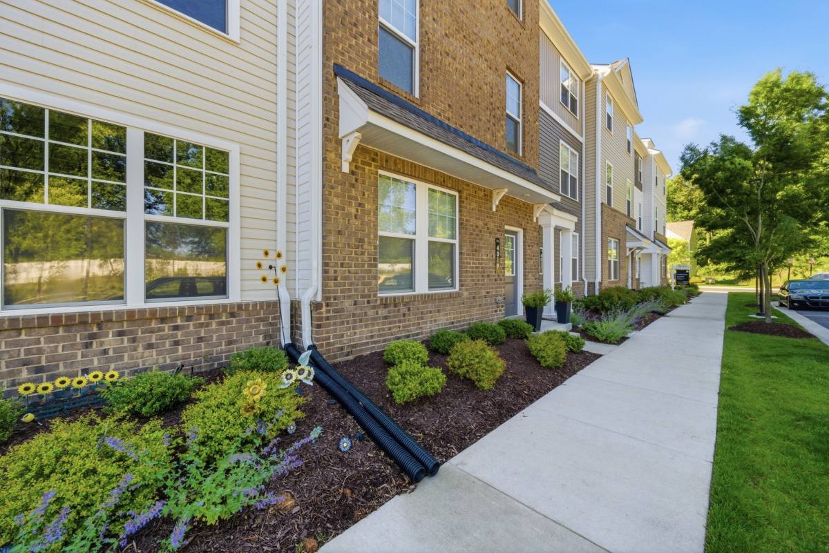 Townhouse for rent at 4019 Grand Reserve Lane, Richmond, VA 23223