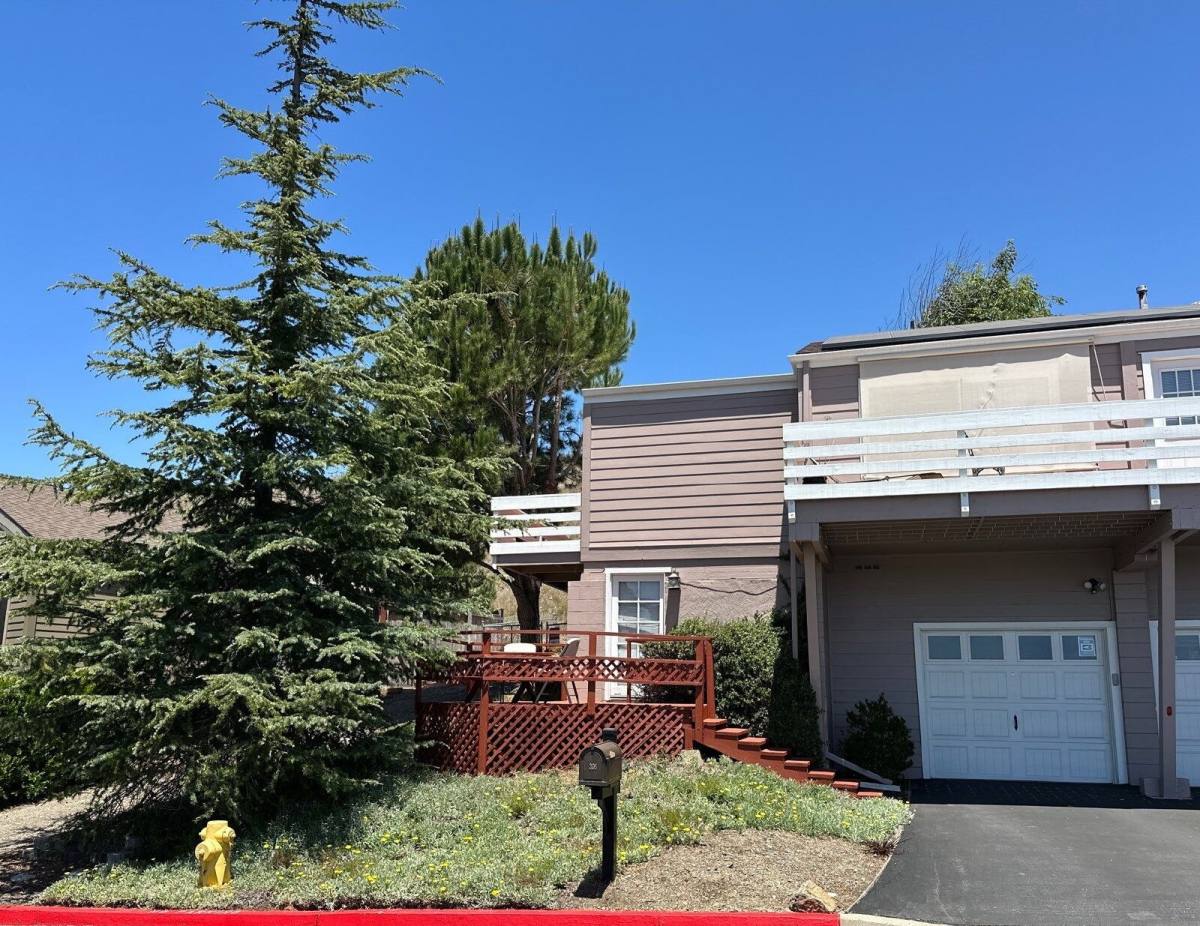 Apartment for rent at 206 Loma Bonita Dr, San Luis Obispo, CA 93401