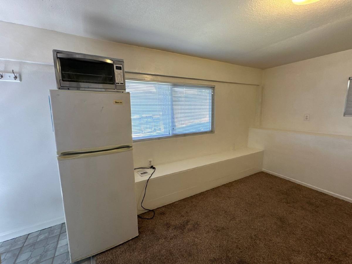 Apartment for rent at 206 Loma Bonita Dr, San Luis Obispo, CA 93401
