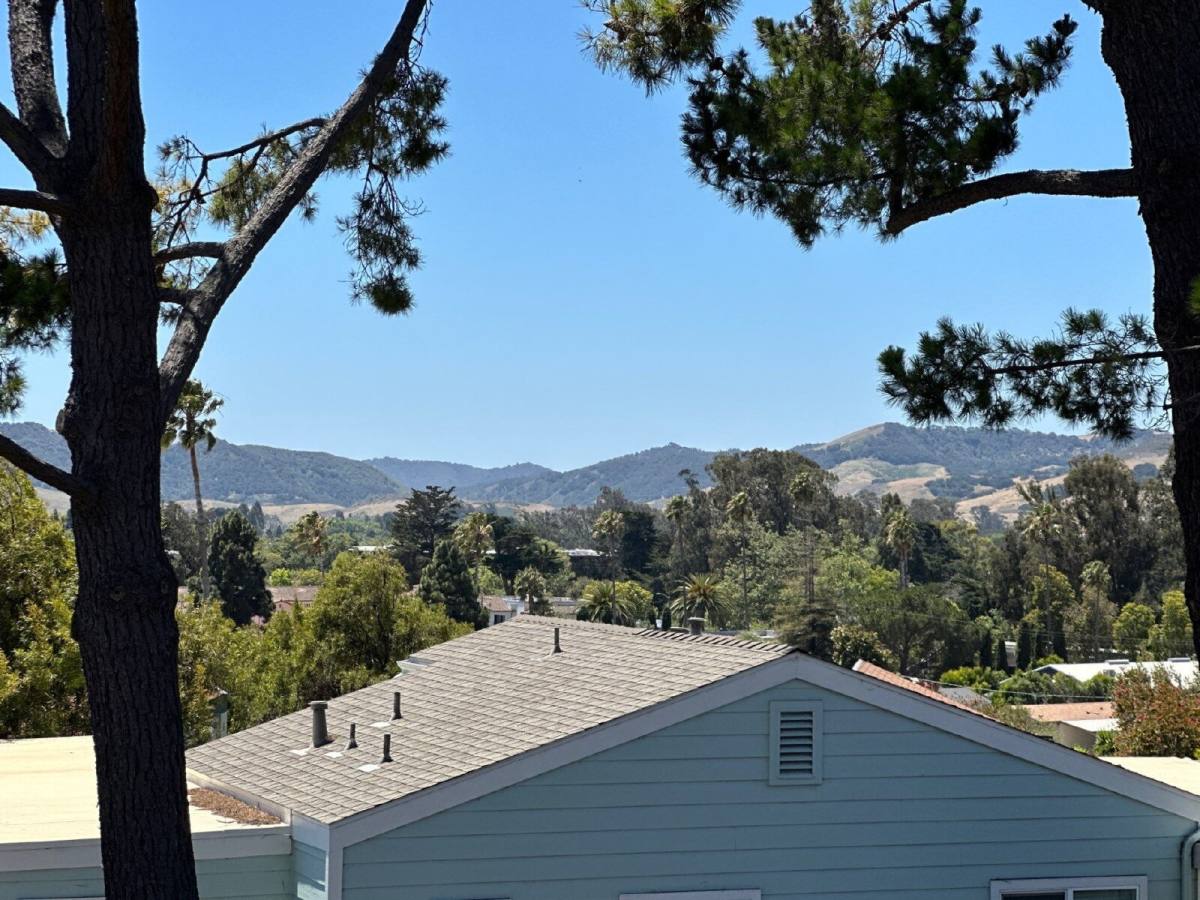 Apartment for rent at 206 Loma Bonita Dr, San Luis Obispo, CA 93401