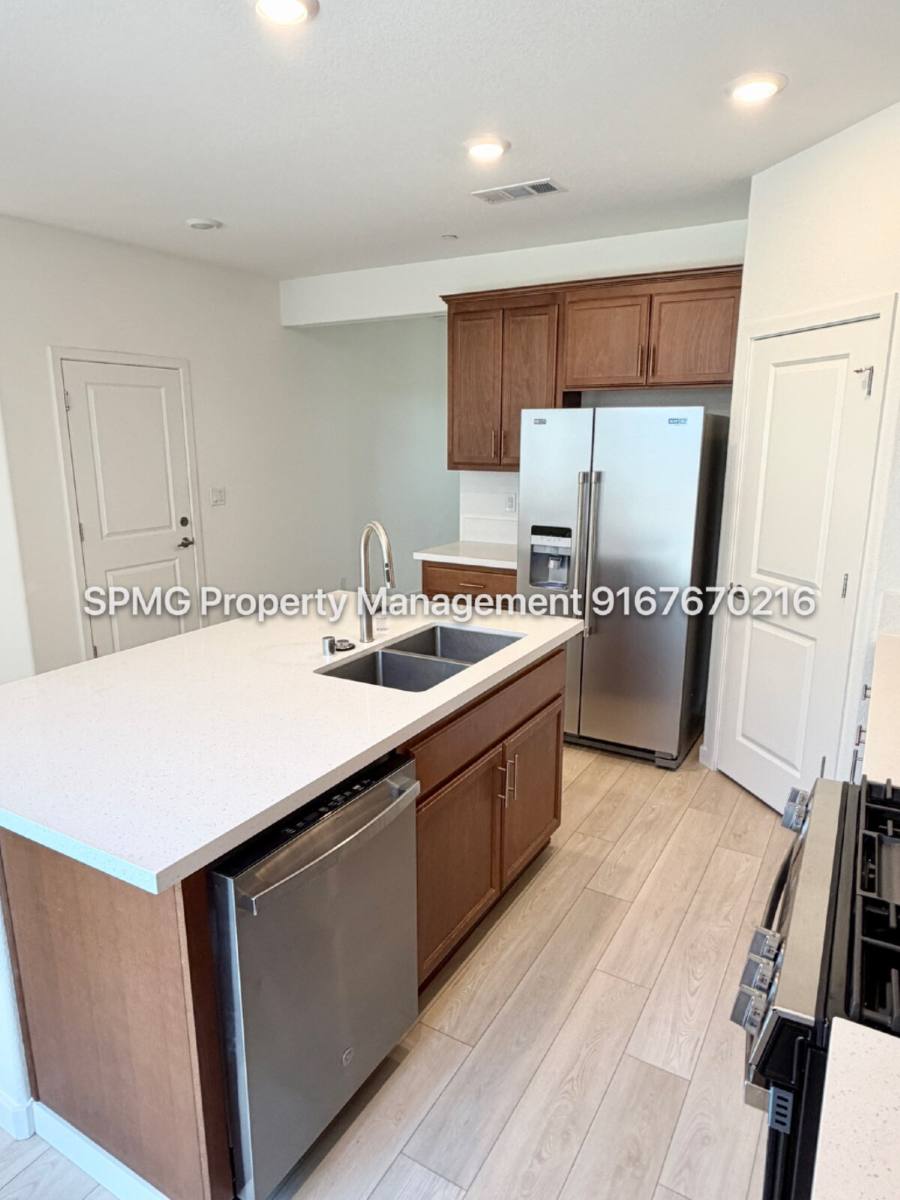 House for rent at 3609 Silver Pine Lane, Rocklin, CA 95677