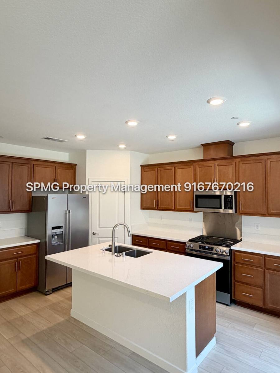 House for rent at 3609 Silver Pine Lane, Rocklin, CA 95677