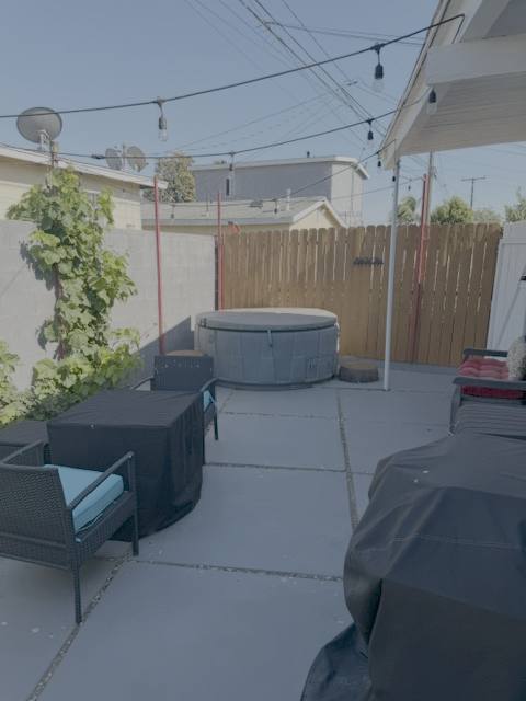 Apartment for rent at 3532 Baltic Ave, Long Beach, CA 90810