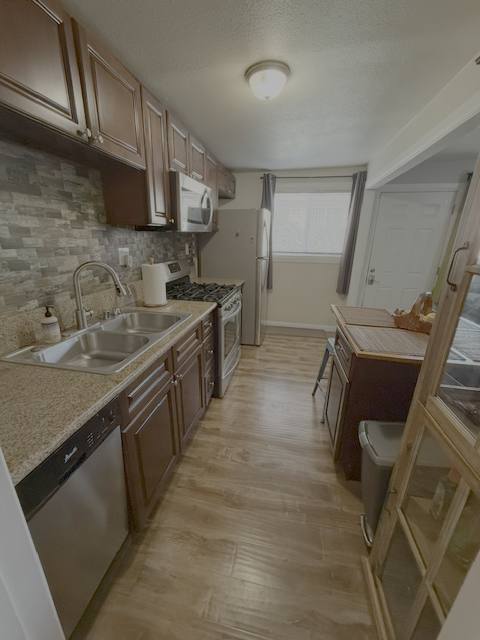 Apartment for rent at 3532 Baltic Ave, Long Beach, CA 90810