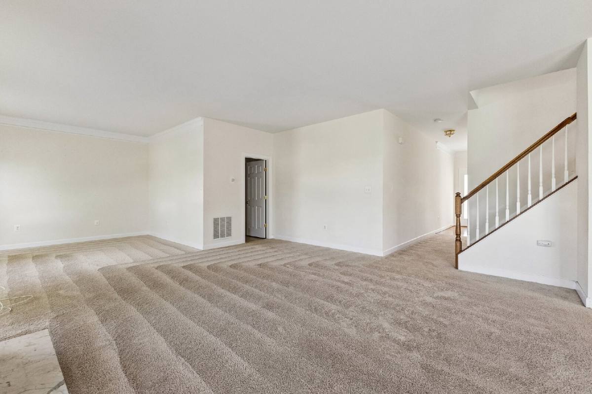 House for rent at 4160 Agency Loop, Triangle, VA 22172