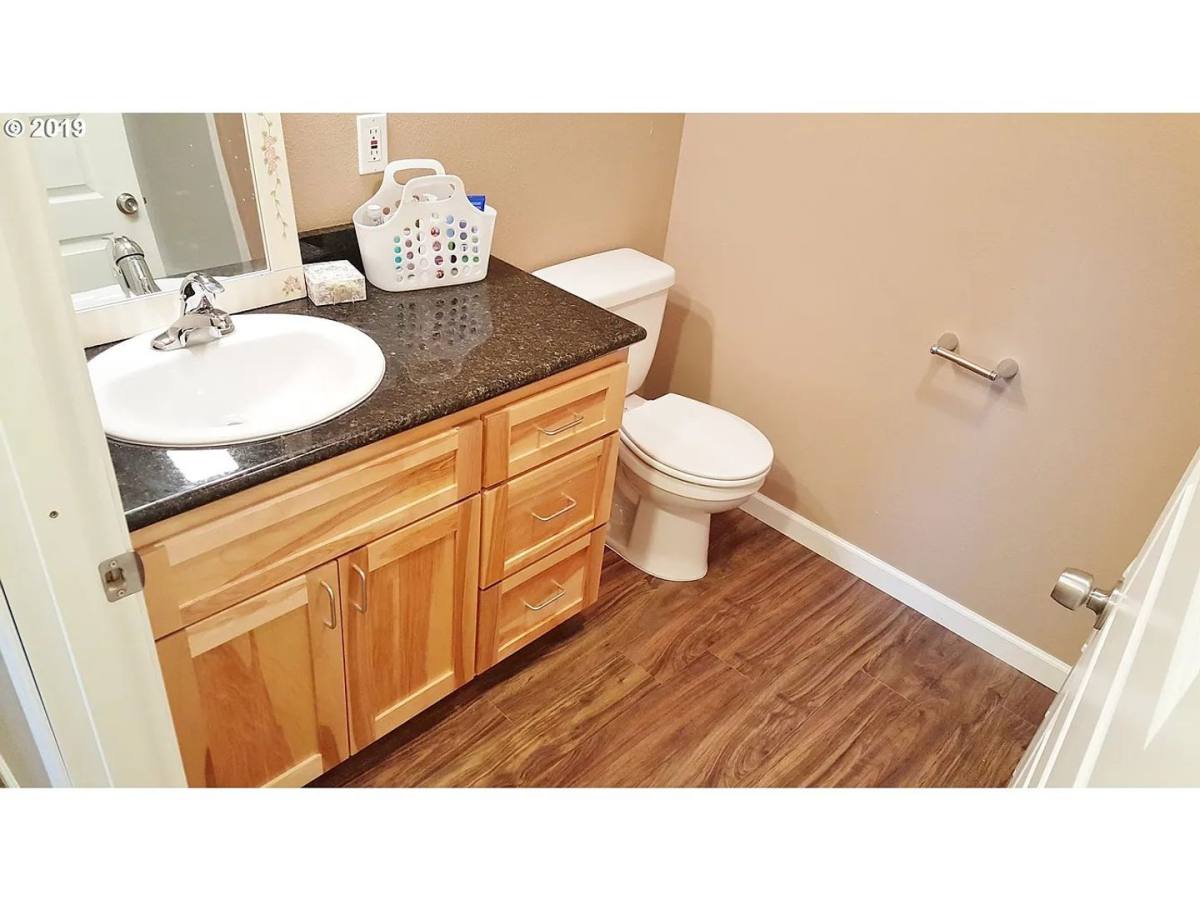 Apartment for rent at 766 Holly St, Junction City, OR 97448