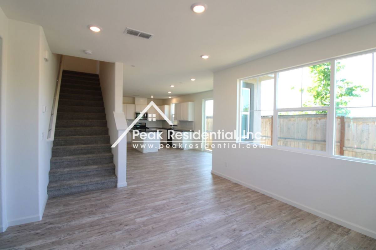 House for rent at 3109 Sunny Gate Lane, Folsom, CA 95630