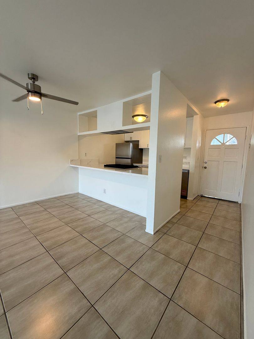 Apartment for rent at 755 Gaviota Ave, Long Beach, CA 90813