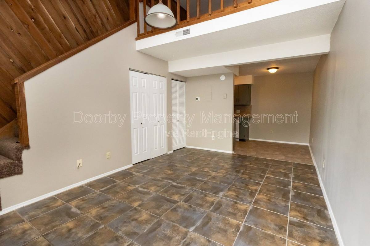 Apartment for rent at 3233 Conner St, Chattanooga, TN 37411