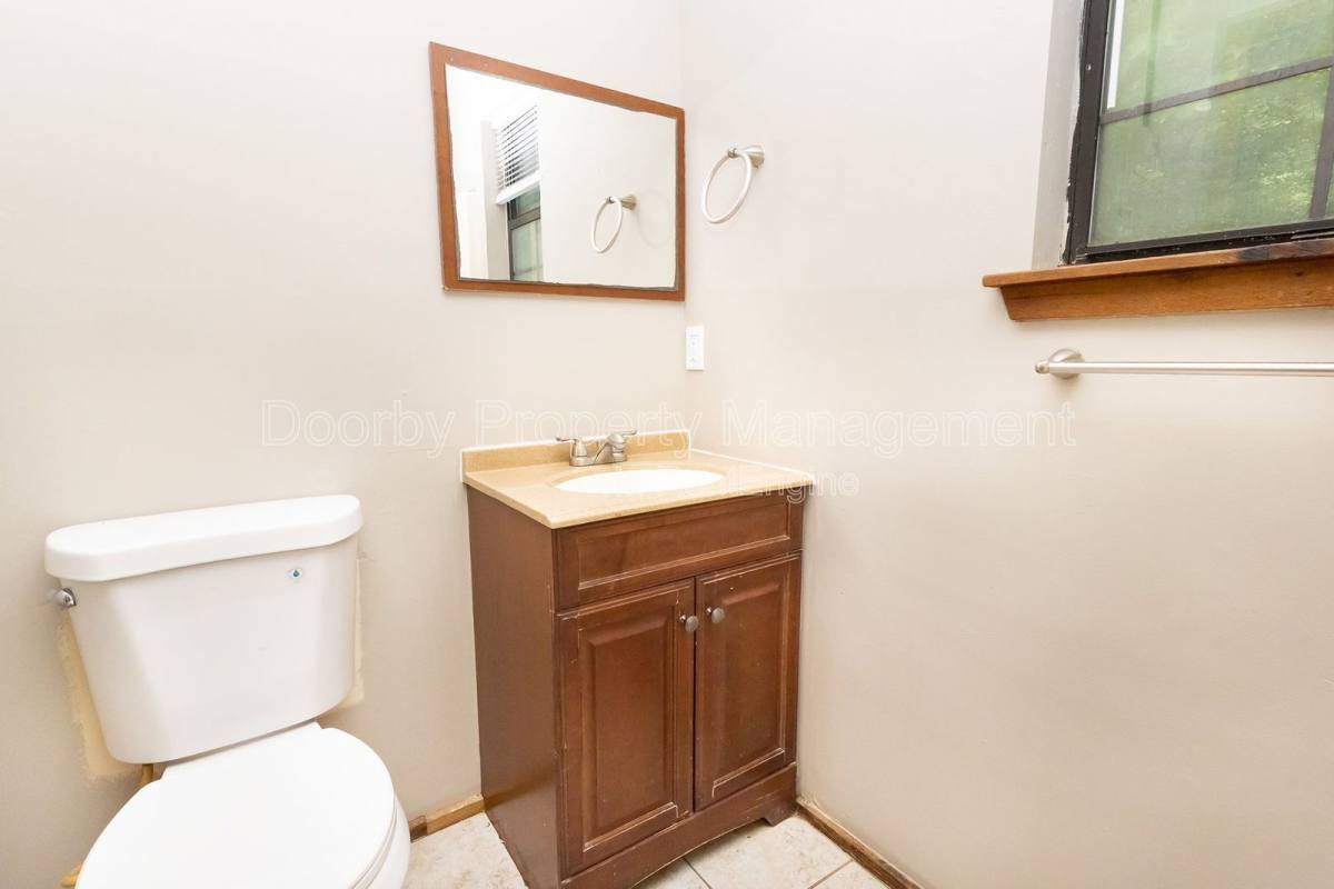 Apartment for rent at 3233 Conner St, Chattanooga, TN 37411
