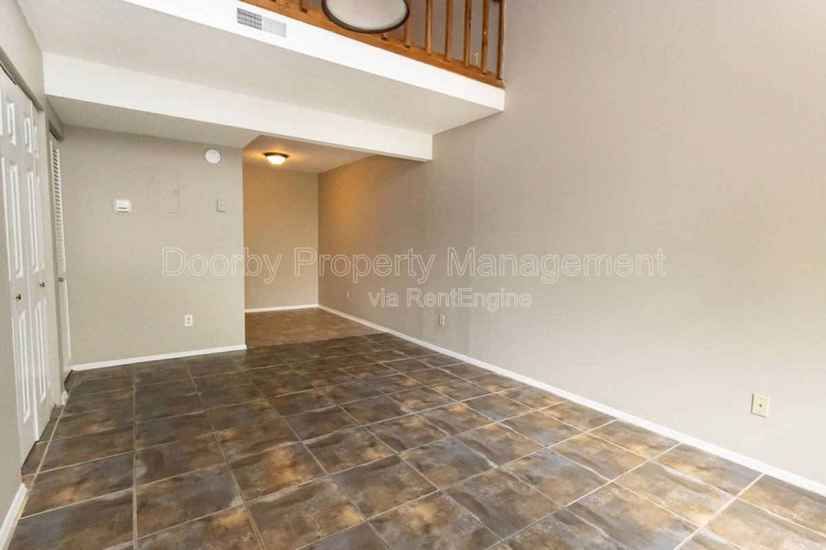 Apartment for rent at 3233 Conner St, Chattanooga, TN 37411