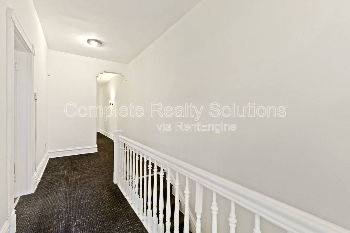 Apartment for rent at 5130 Kensington Ave #2, Saint Louis, MO 63108