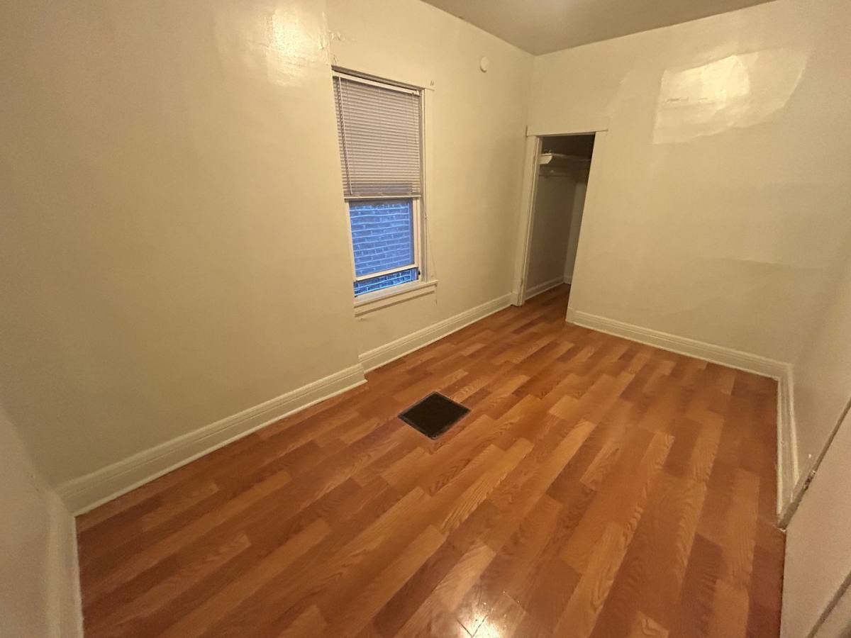 Apartment for rent at 57 Chicago Ave, Oak Park, IL 60302