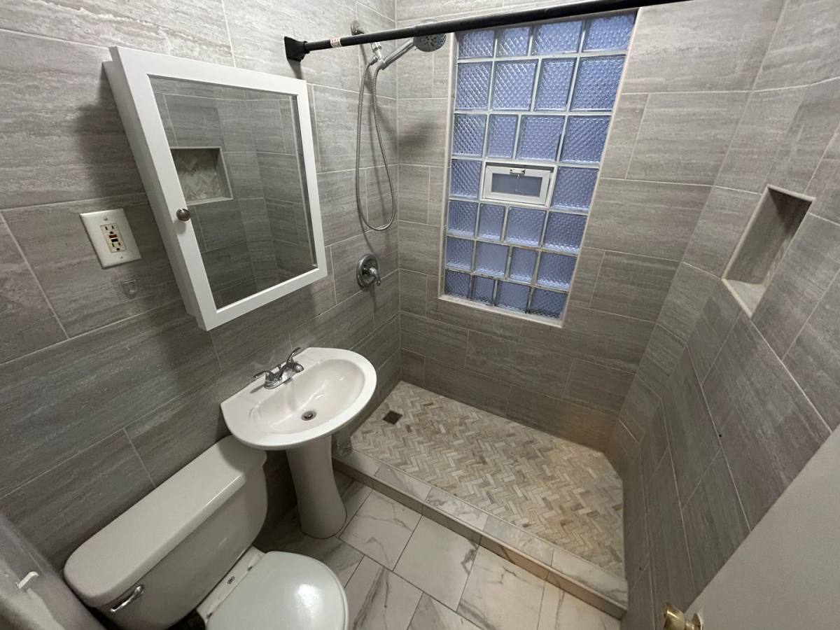 Apartment for rent at 57 Chicago Ave, Oak Park, IL 60302