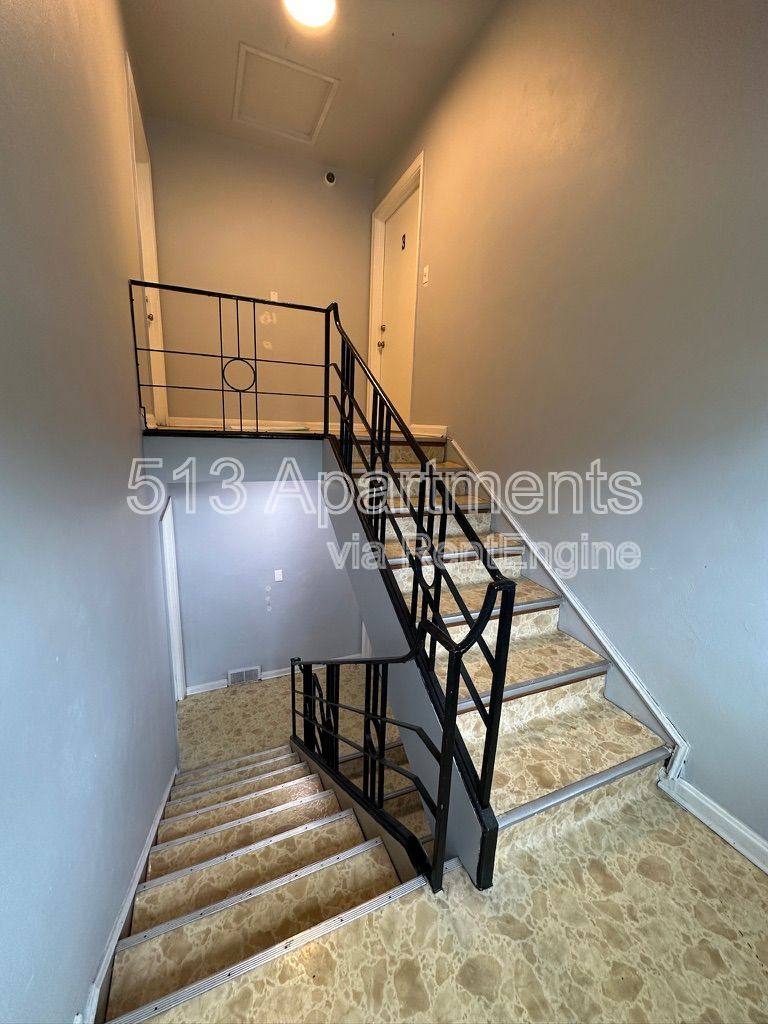Apartment for rent at 1649 Anita Place #3, Cincinnati, OH 45237