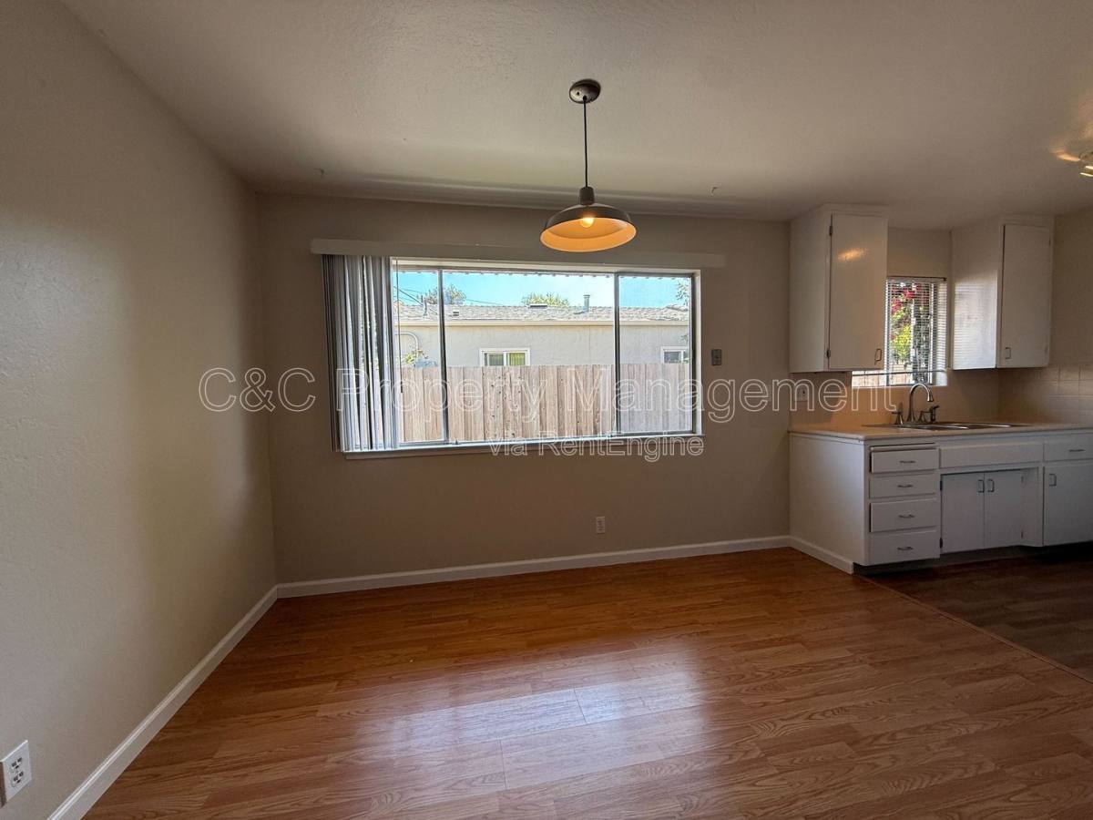 Apartment for rent at 137 Clay St #1, Santa Cruz, CA 95060