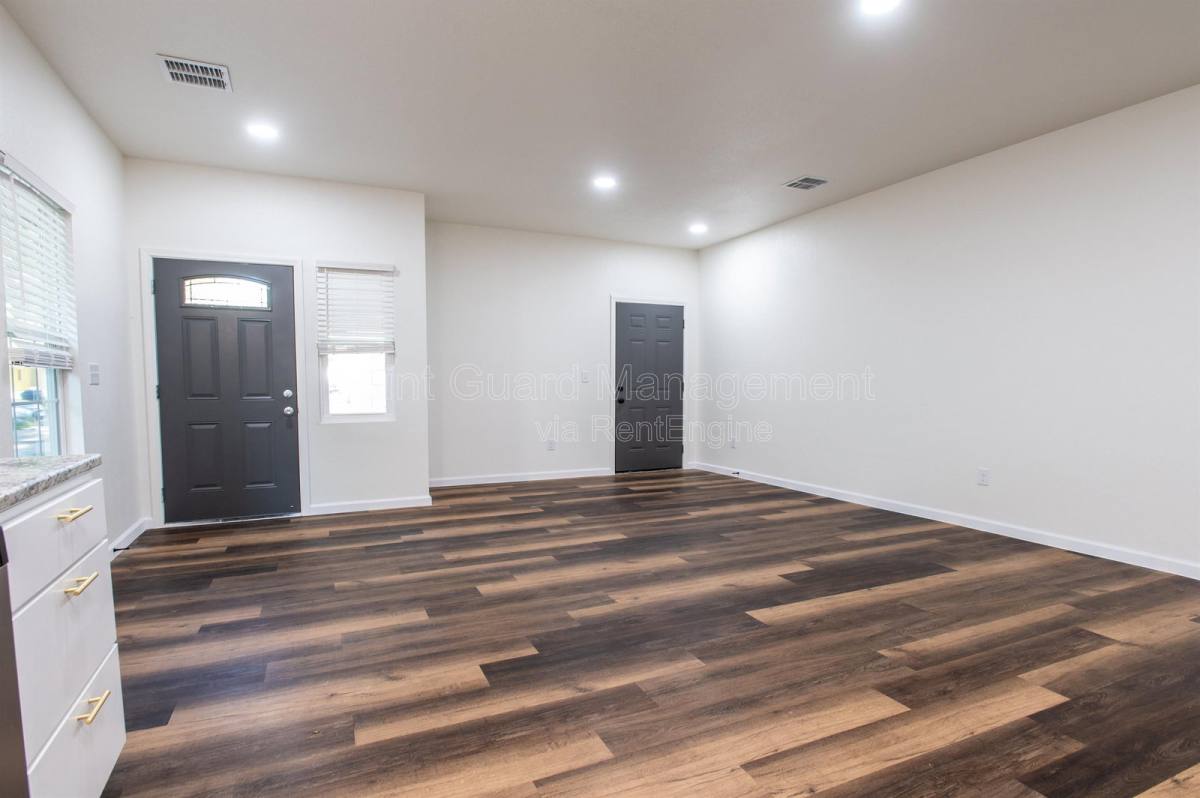Apartment for rent at 315 S Green St, Wichita, KS 67211