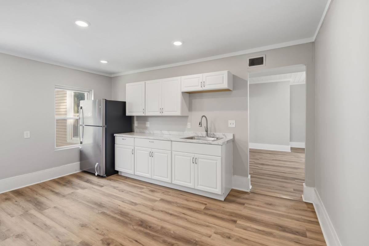 Apartment for rent at 834 Worthington St, Springfield, MA 01105