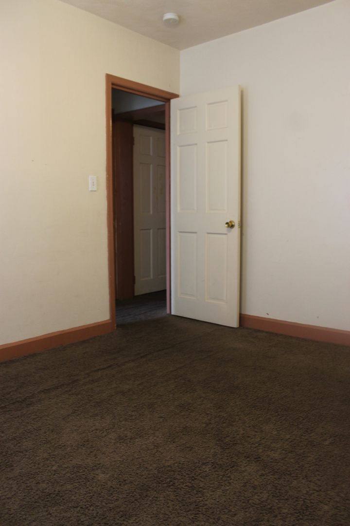 House for rent at 42 Laurel St, York, PA 17404