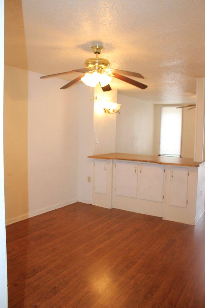 House for rent at 42 Laurel St, York, PA 17404