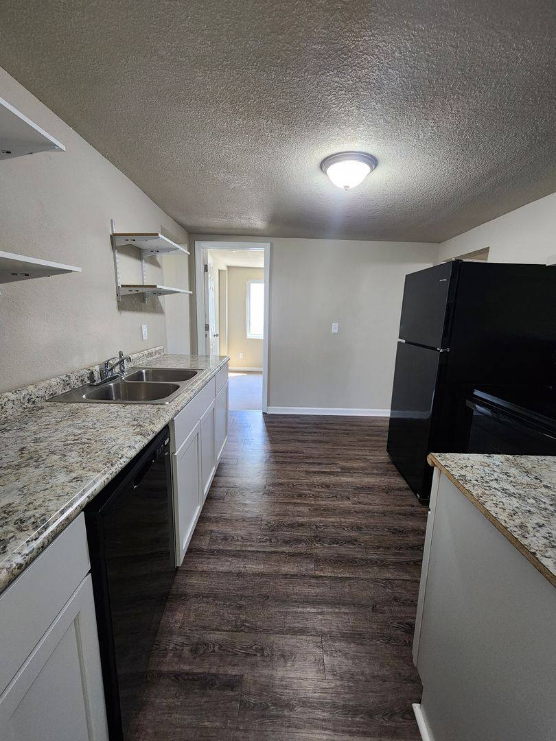 House for rent at 410 N Grant St, Knoxville, IA 50138