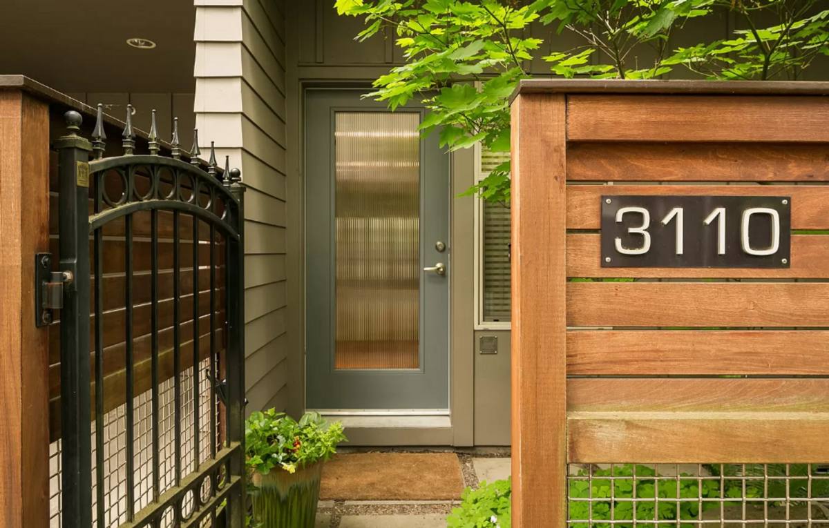 Townhouse for rent at 3110 SW Dolph Court #B4, Portland, OR 97219