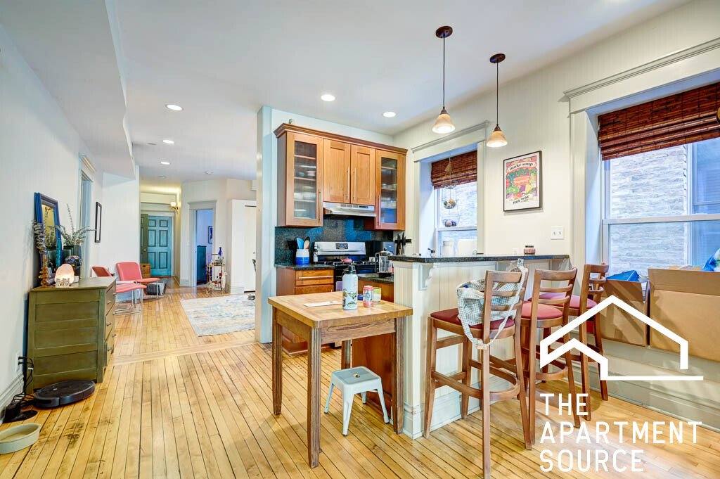 Apartment for rent at 882 N Marshfield #2F, Chicago, IL 60622
