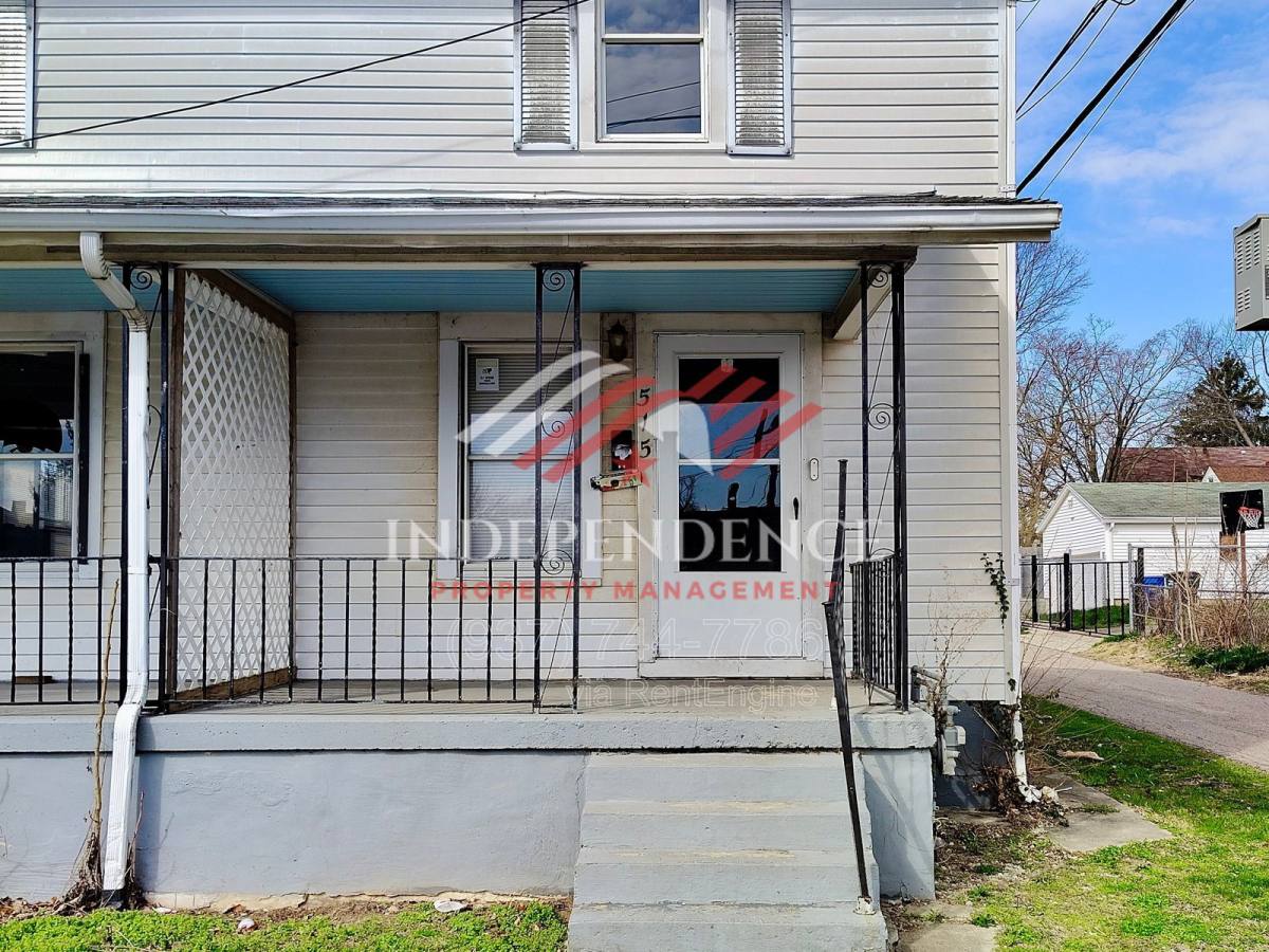 Apartment for rent at 515 Mertland Ave, Dayton, OH 45403