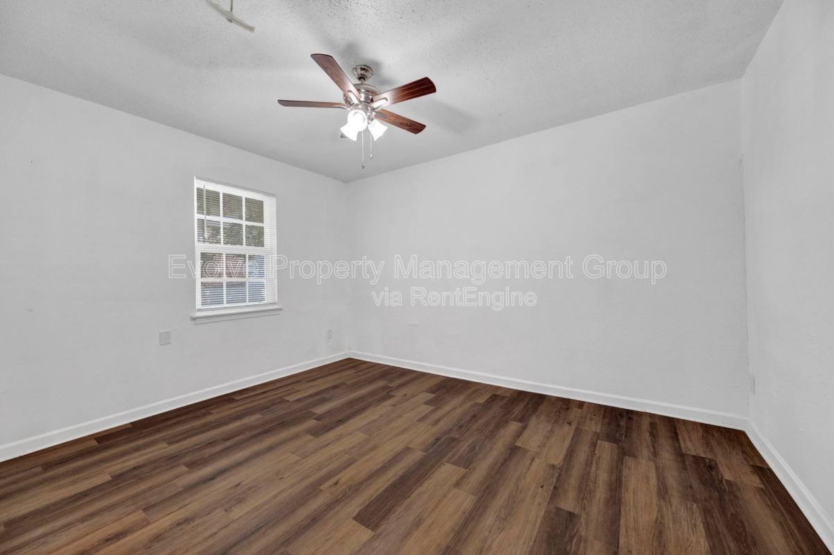 Apartment for rent at 2966 Yale Ave #7, Memphis, TN 38112