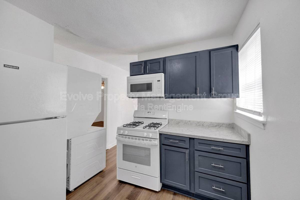 Apartment for rent at 2966 Yale Ave #7, Memphis, TN 38112